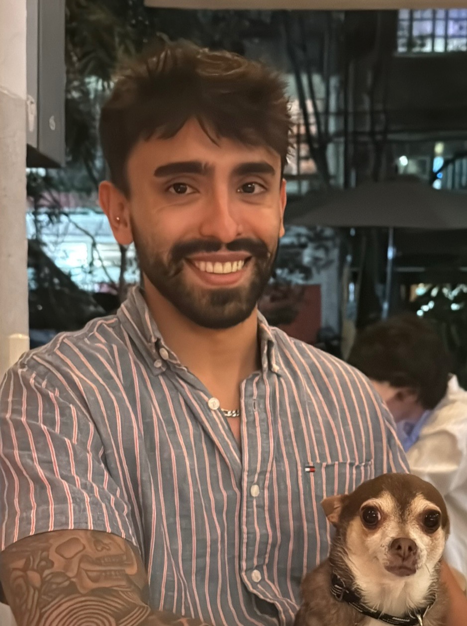 Nico Avila - Selfie with Lupita